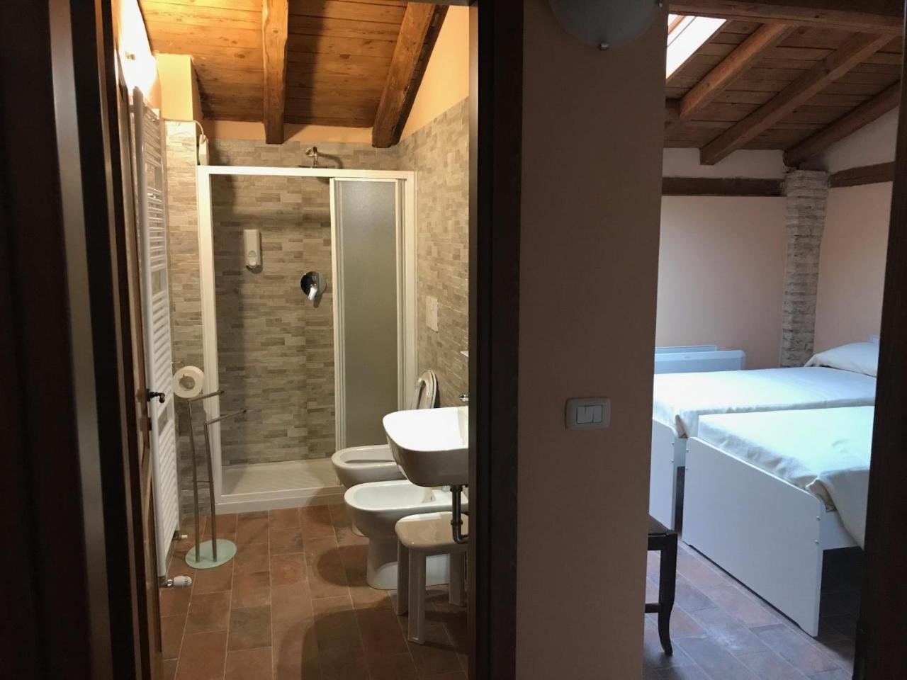 Agriturismo Podere Casino Mezzolara 외부 사진